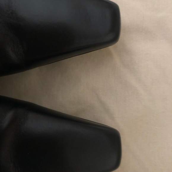 Stuart Weitzman Black Leather Booties, Size 8.5B - Picture 4 of 8